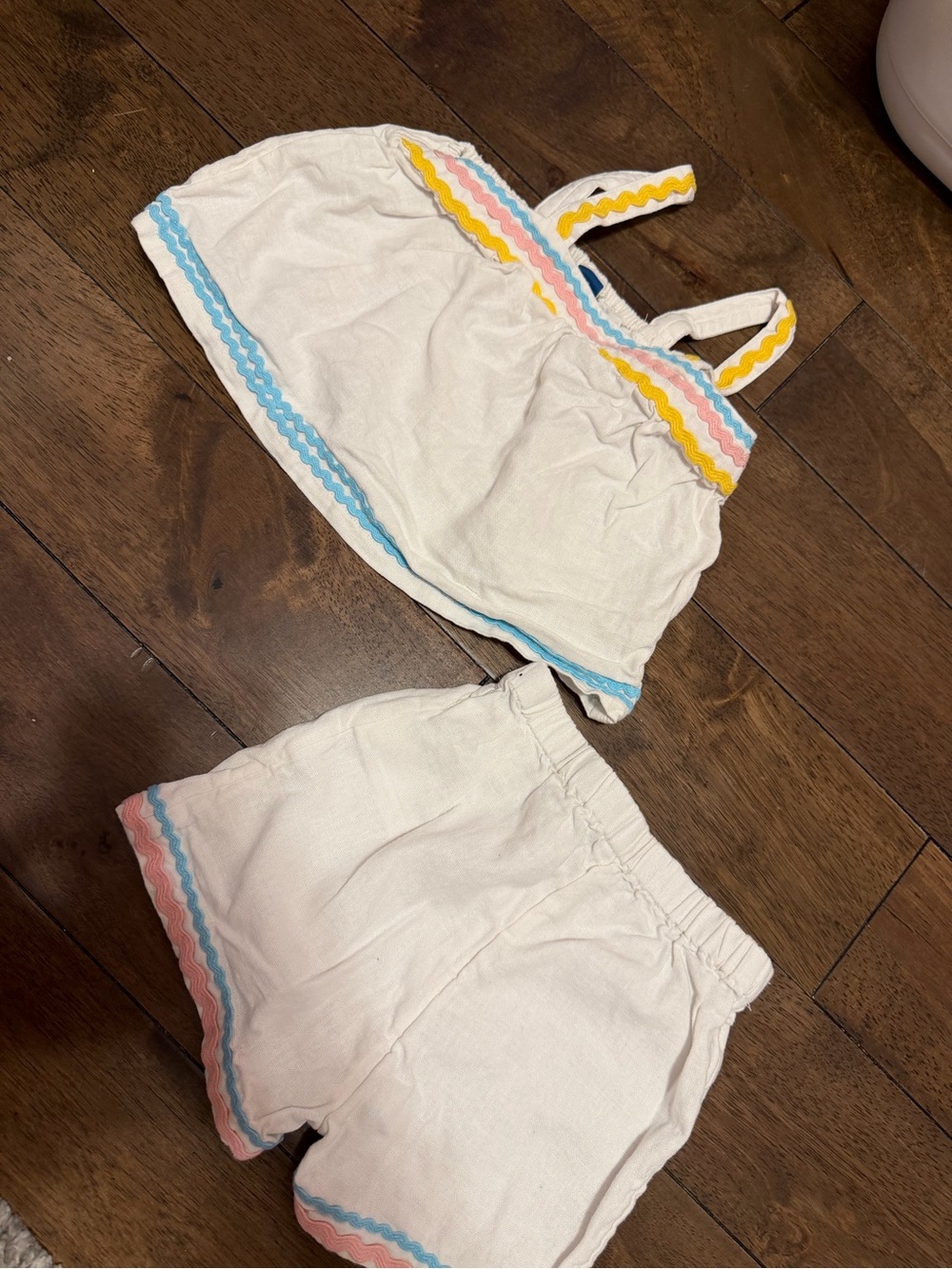 Girls Cream Two-Piece Tank & Shorts Set with Pastel Trim